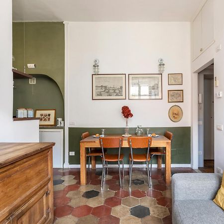 Colosseo Apartment- Heart Of Rione Monti Roma Esterno foto